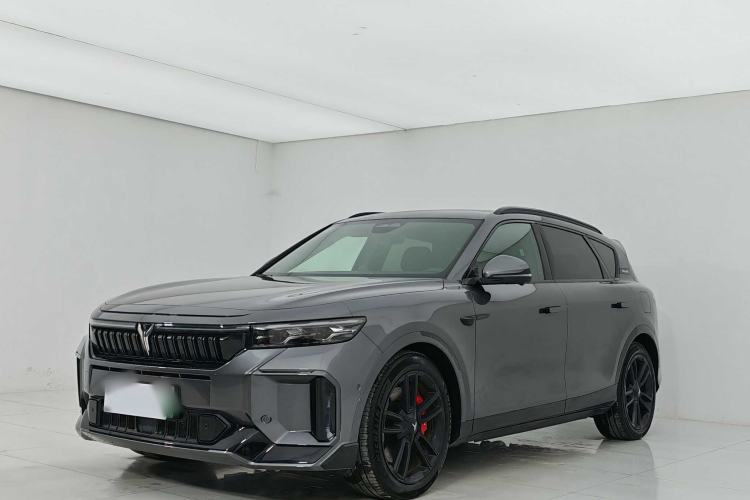 Used VOYAH FREE 2025 318 259 km All-Wheel-Drive Exploration Edition
