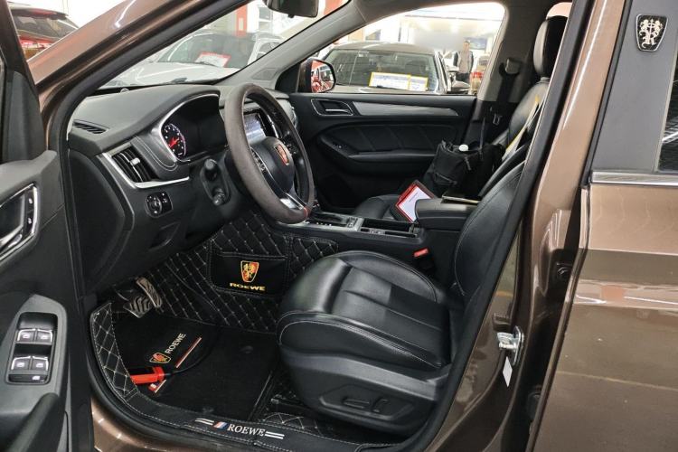 Used Roewe RX5 2016 20T Two-Wheel Drive Automatic Internet Smart Edition
