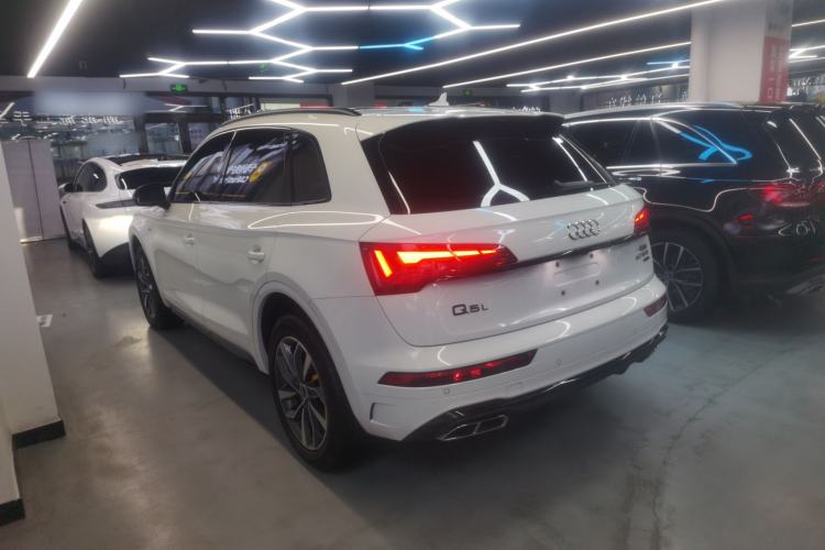 Used Audi Q5L 2023 40T Luxury Dynamic Model