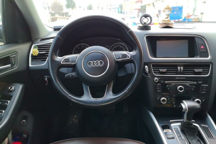 Used Audi Q5 2015 40 TFSI Comfort Model