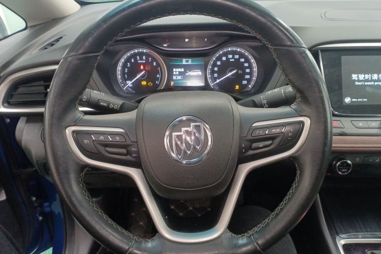 Used Buick GL6 2018 18T 6-Seater Prestige Model
