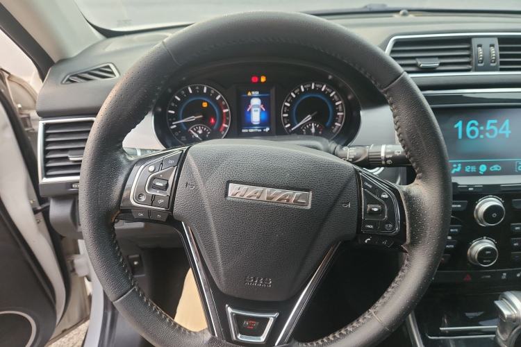 Used Haval H2 2017 Red-Label 1.5T Automatic Two-Wheel Drive Luxury Model