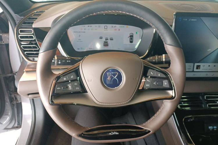 Used BYD Han 2025 EV 605KM Prestige Model
