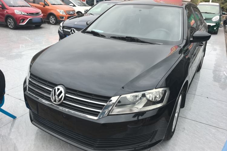 Used Volkswagen Lavida 2013 Revised Classic 1.6L Automatic Fashion Edition