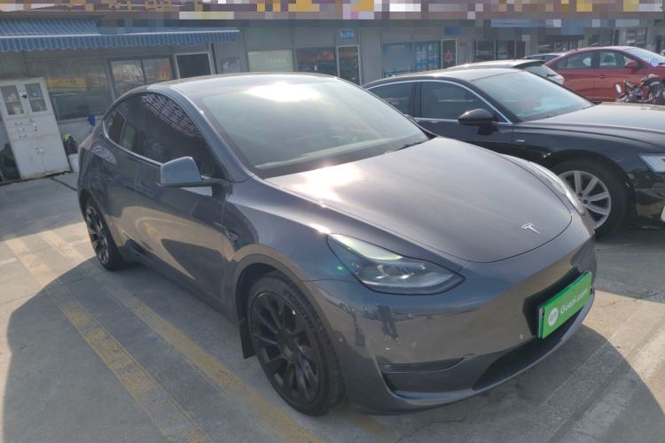 Used Tesla Model Y 2022 Long-Range All-Wheel-Drive Version