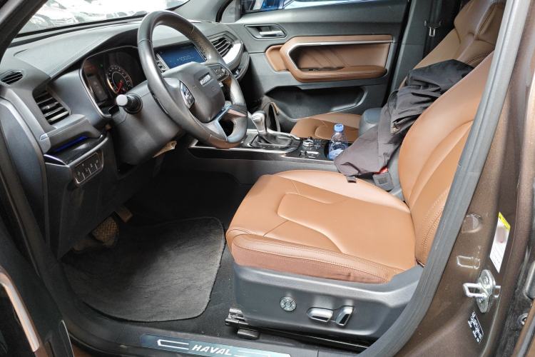 Used Haval H6 2017 Blue Label 1.5T Automatic Two-Wheel Drive ZhiShang Model