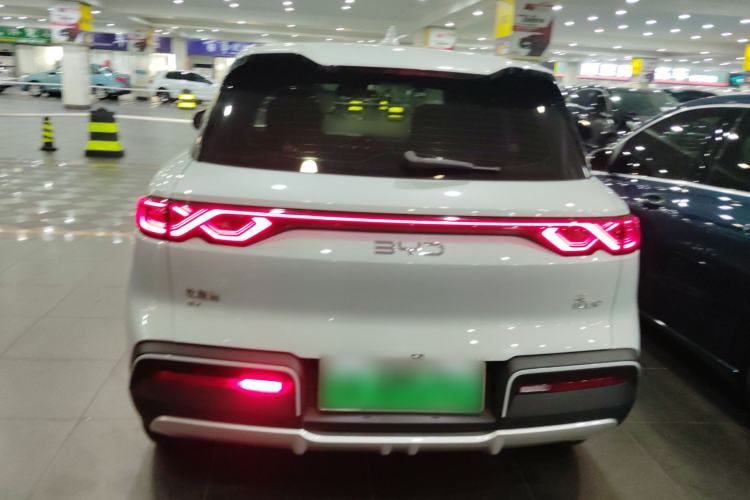Used BYD Yuan UP 2024 401KM Leading Edition
