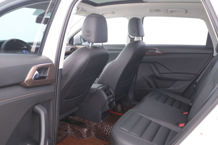 Used Volkswagen Tharu 2019 330TSI Four-Wheel Drive Luxury Edition China VI Standard
