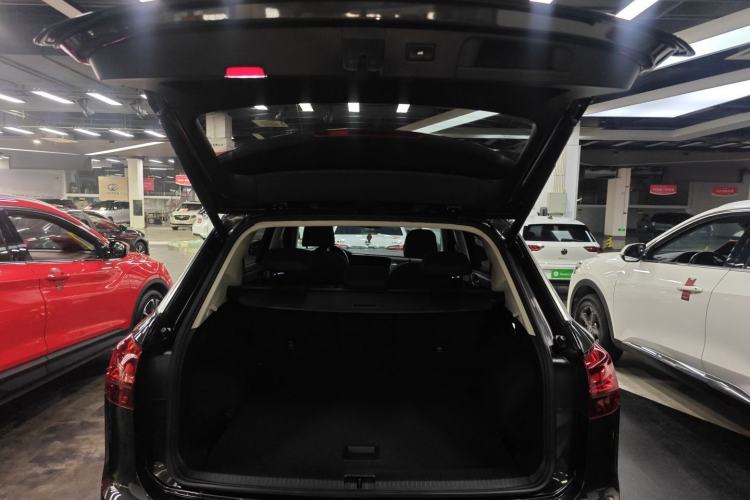 Used Volkswagen Tayron 2022 280TSI Two-Wheel Drive Luxury Smart Connectivity Version