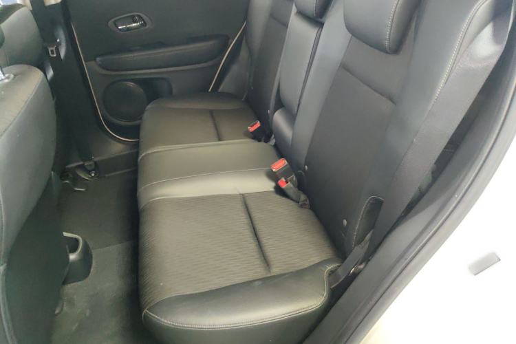 Used Honda Vezel 2020 1.5L CVT Pioneer Edition
