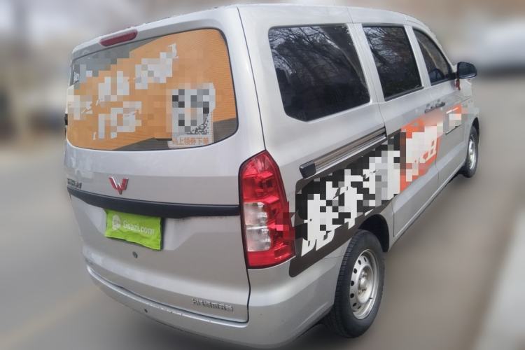 Used Wuling Hongguang V 2022 1.5L Jingqu Edition Electric-Assist LAR