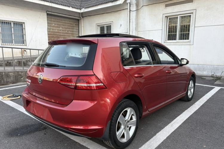 Used Volkswagen Golf 2015 1.6L Automatic Comfort Model
