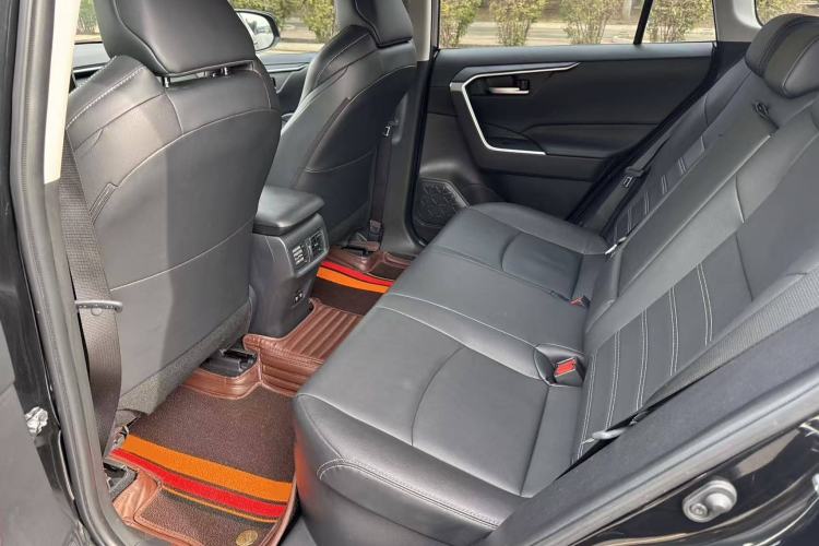 Used Toyota Wildlander 2020 Dual-Engine 2.5L E-CVT Two-Wheel Drive Luxury Edition
