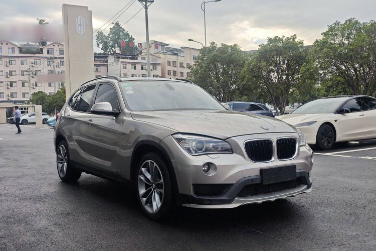 Used BMW X1 2015 sDrive18i Leading Edition
