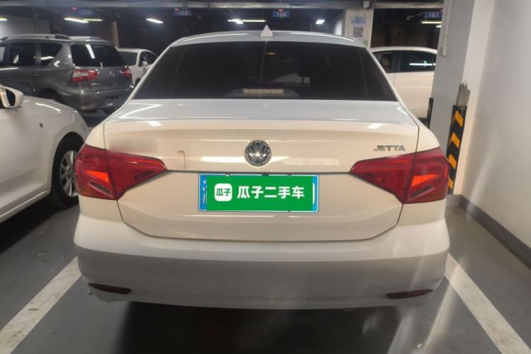 Used Volkswagen Jetta 2017 1.4L Manual Fashion Edition
