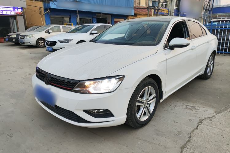 Used Volkswagen Lamando 2017 230TSI DSG Fashion Edition
