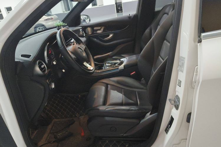 Used Mercedes-Benz GLC 2019 GLC 260 L 4MATIC Luxury Model
