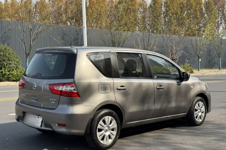 Used Nissan Livina 2013 1.6XE Manual Comfort Edition

