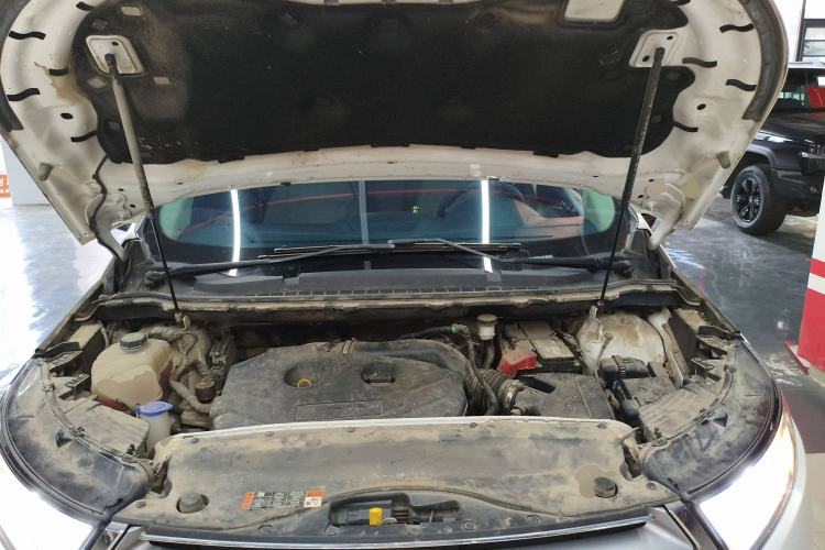 Used Ford Edge 2016 EcoBoost 245 Two-Wheel-Drive Titanium 5-Seater
