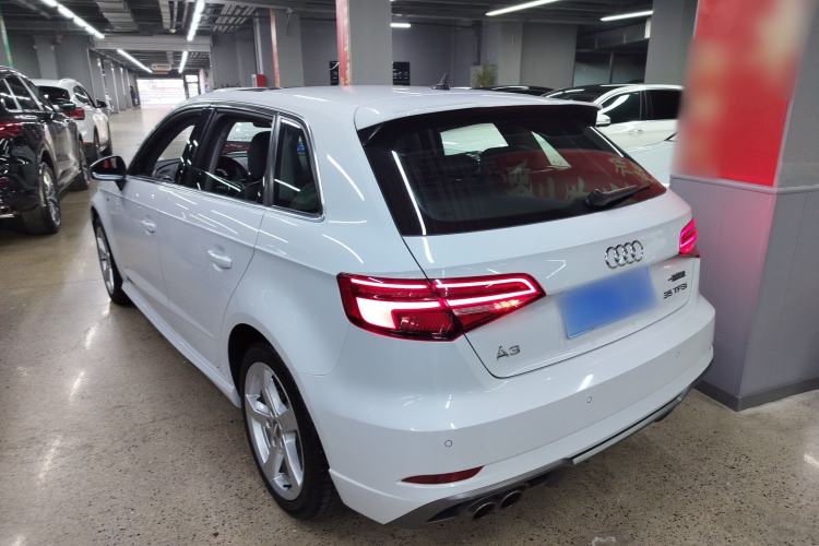 Used Audi A3 2019 Sportback 35 TFSI Fashion Edition China V