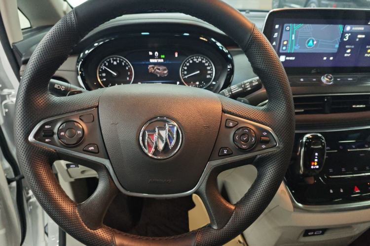 Used Buick GL8 2022 Land Business Class 652T Luxury Model
