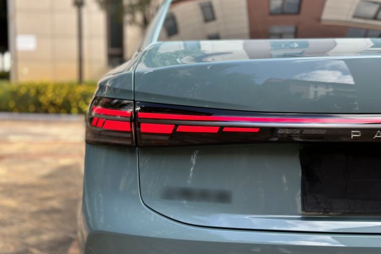 Used Volkswagen Passat 2025 Pro 380TSI Starry Dragon Luxury Edition
