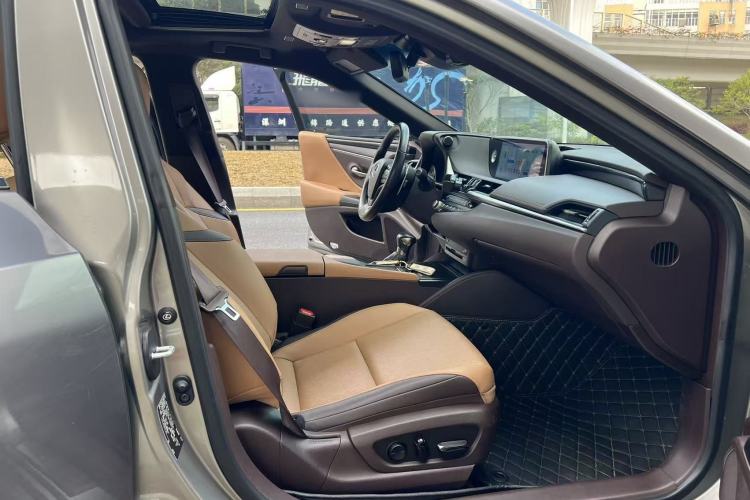 Used Lexus ES 2020 200 Excellence Edition