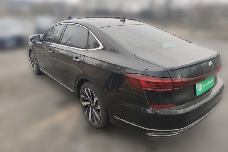 Used Volkswagen Passat 2024 380TSI Dragon Glory Edition
