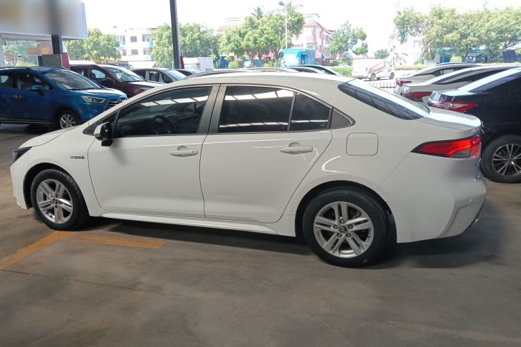 Used Toyota Levin 2022 Dual-Motor 1.8H E-CVT Leading Edition
