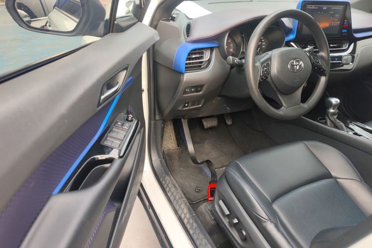 Used Toyota C-HR 2020 2.0L Leading Edition
