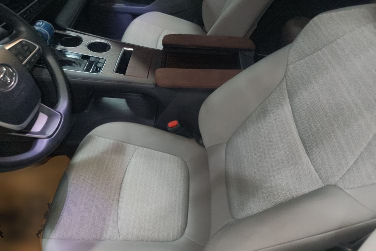 Used Toyota Sienna 2023 2.5L Hybrid Comfort Edition
