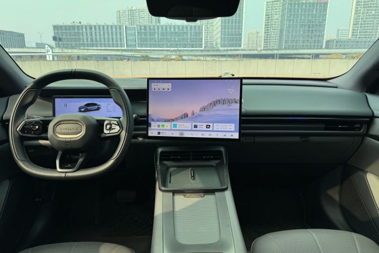 Used Lynk & Co 07 2024 EM-P 126 Long-Range Ultra

