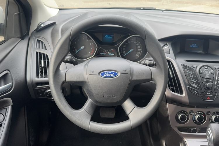 Used Ford Focus 2012 Hatchback 1.6L Automatic Comfort Model
