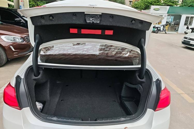 Used BMW 3 Series 2017 318Li Fashion Model
