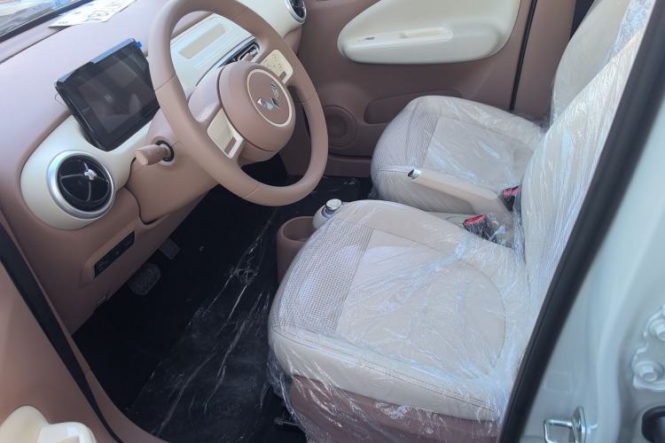 Used Wuling Hongguang MINIEV 2025 Four-Door Version Advanced Edition
