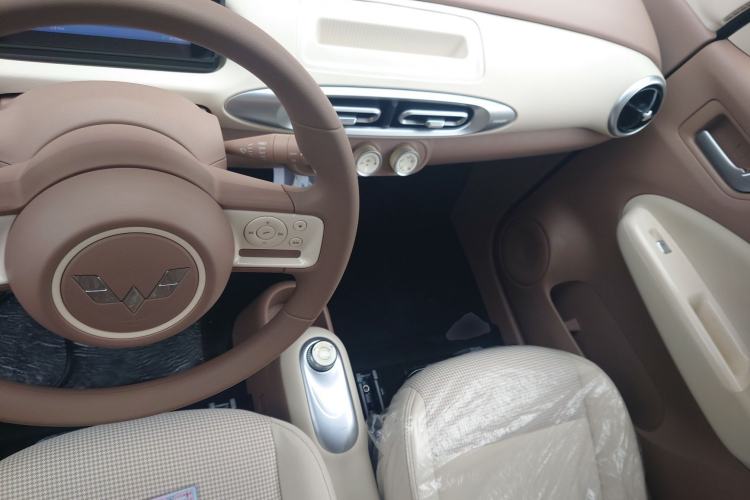 Used Wuling Hongguang MINIEV 2025 Four-Door Version Advanced Edition