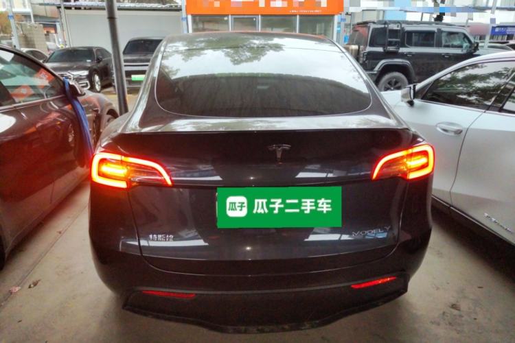 Used Tesla Model Y 2024 Long-Range All-Wheel-Drive Version
