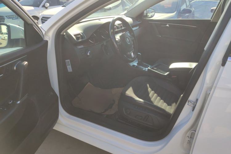 Used Volkswagen Magotan 2012 Travel Edition 2.0 TSI Comfort Version