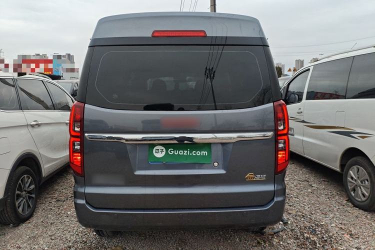 Used Jinbei Gold Hiace 2023 1.5L Passenger Vehicle Engineering Lion 5/6/7 Seater