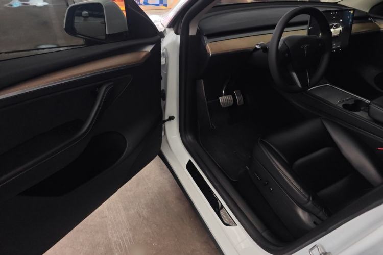 Used Tesla Model Y 2022 Performance High-Performance All-Wheel-Drive Version