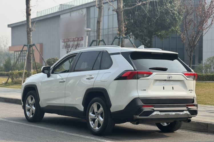 Used Toyota RAV4 2020 2.0L CVT 4x4 Trend Edition
