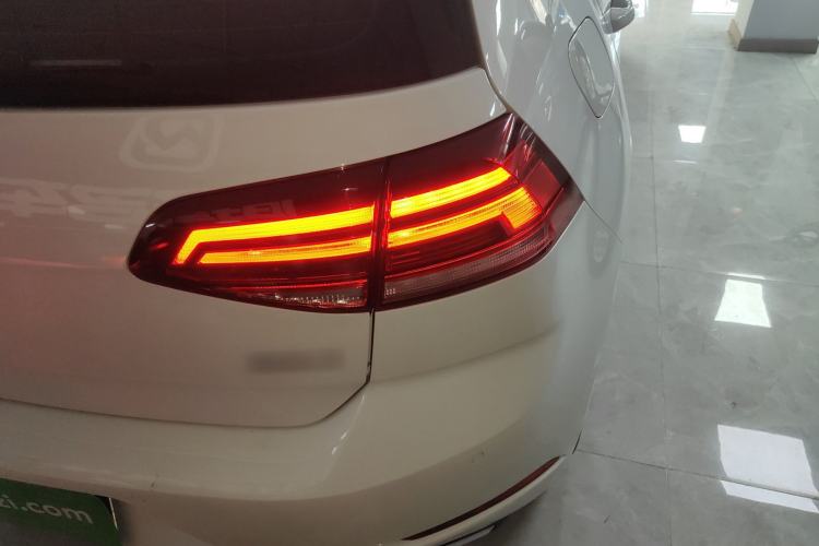 Used Volkswagen Golf 2018 1.6L Automatic Comfort Model
