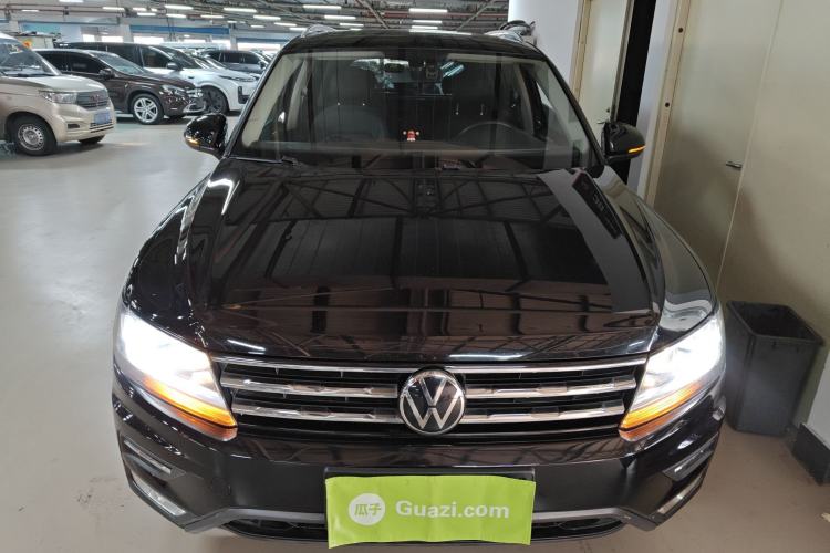 Used Volkswagen Tiguan L 2021 330TSI Automatic Two-Wheel Drive Smart Edition
