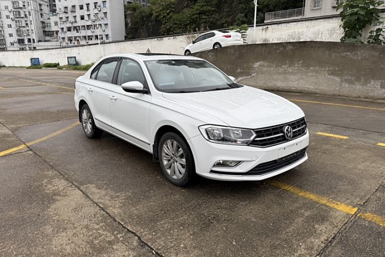 Used Volkswagen Bora 2016 1.6L Automatic Comfort Model
