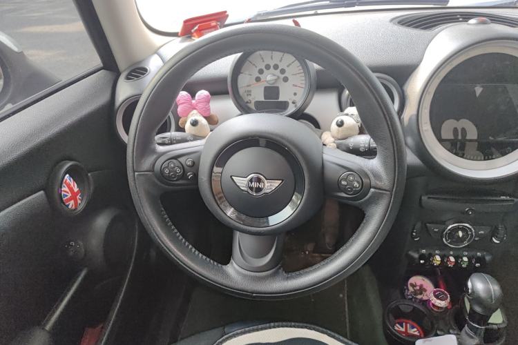 Used  MINI 2011 1.6L COOPER Fun
