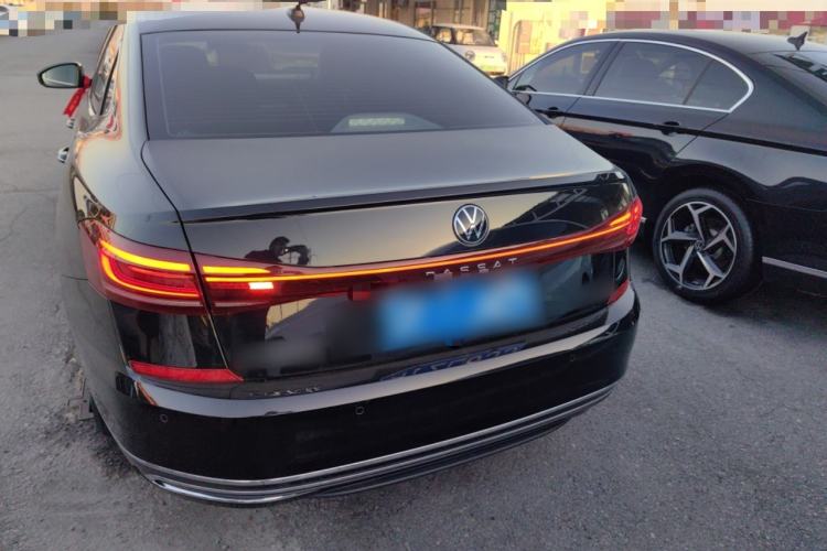 Used Volkswagen Passat 2022 330TSI Starry Luxury Edition
