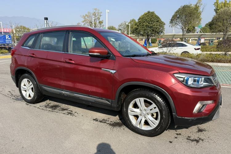 Used Changan CS75 2014 2.0L Manual Luxury Version China IV Standard

