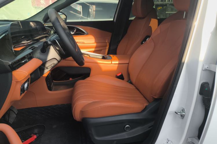 Used  Lingyun 2025 400T Four-Wheel-Drive International Version
