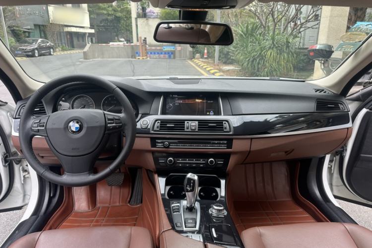 TDK.VehicleDetails.img