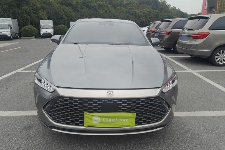 Used BYD Qin PLUS 2021 DM-i 120KM Flagship Model
